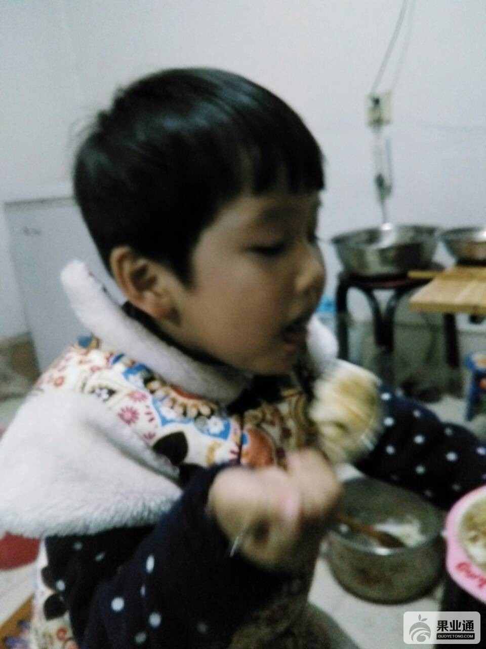 055414gqf54cldcn13u083.jpg