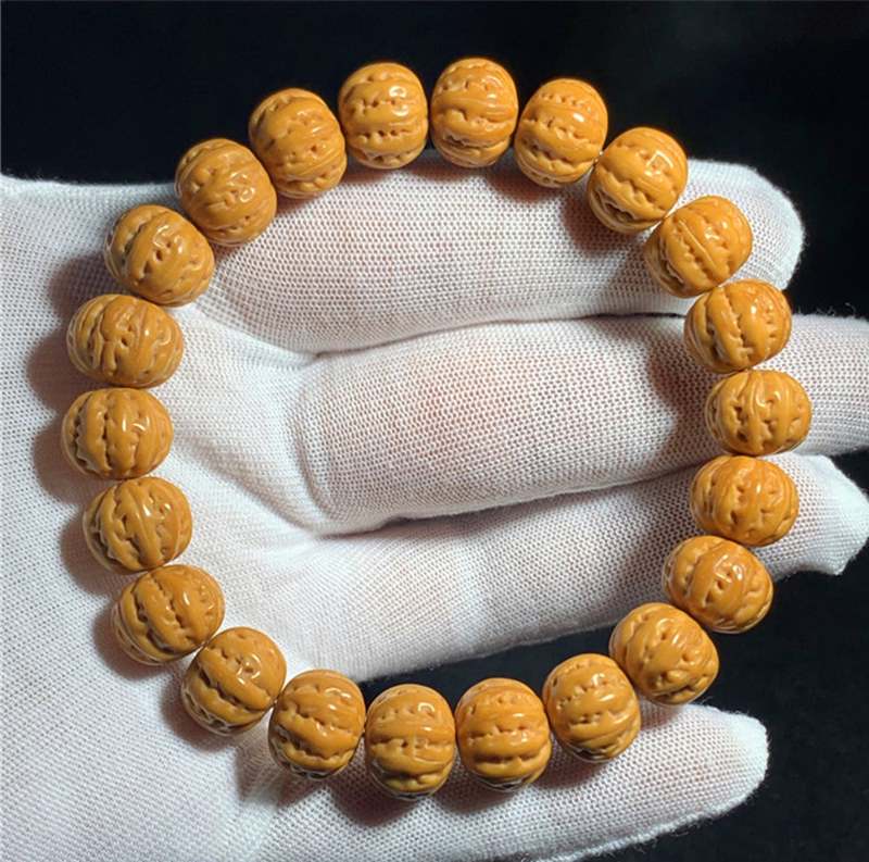 3-水晶核猴头唐八棱手串-.jpg