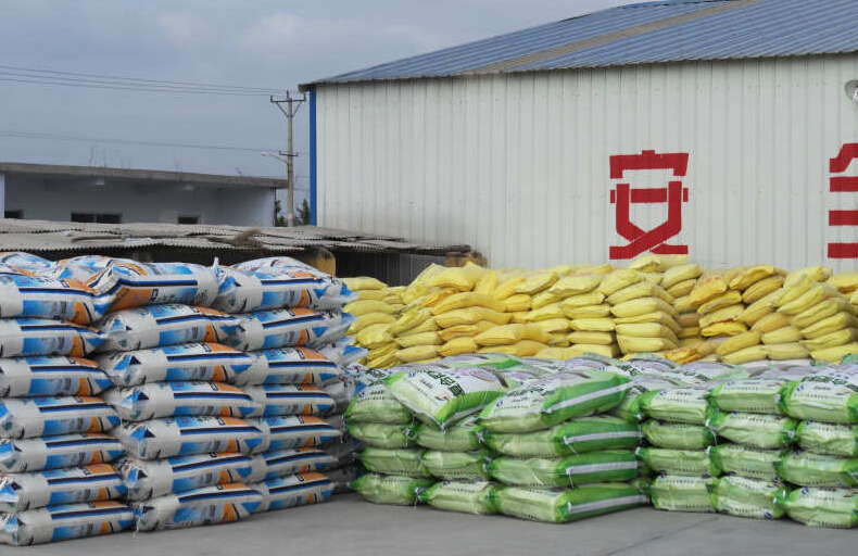 河南安阳：市场难做　新型肥料遇阻